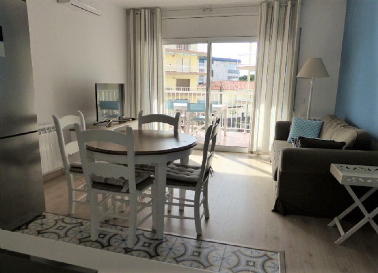 Mont-Roig Apartment Cambrils Bagian luar foto